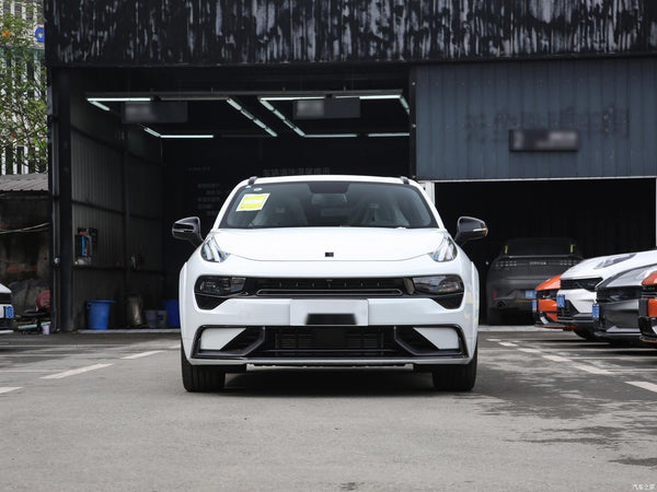 LYNK&CO 02 hatchback